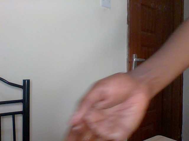 Juicybaby1 live cam on BongaCams