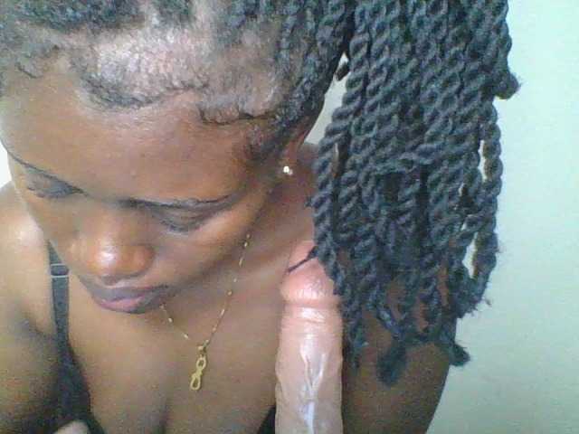 Juicybaby1, en directo ahora en BongaCams