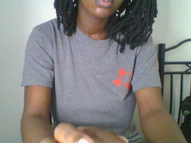 Juicybaby1 live cam on BongaCams