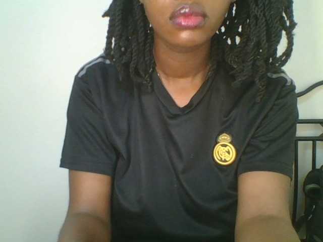 Juicybaby1 live cam on BongaCams