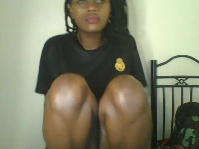 Juicybaby1 live cam on BongaCams