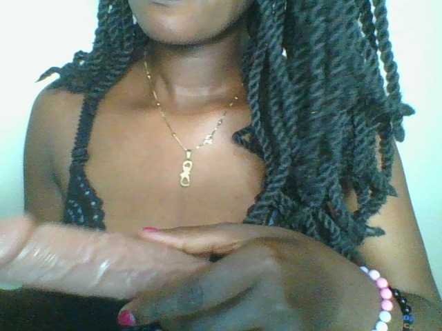 Juicybaby1 live cam on BongaCams