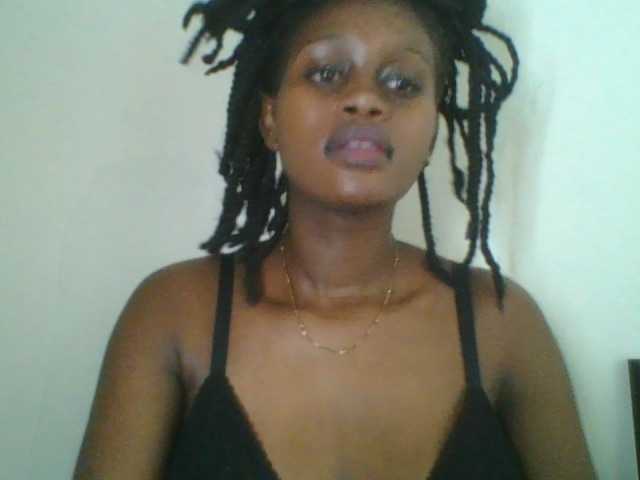 Juicybaby1 live cam on BongaCams