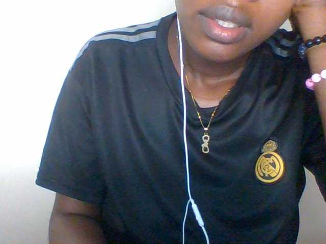 Juicybaby1 live cam on BongaCams