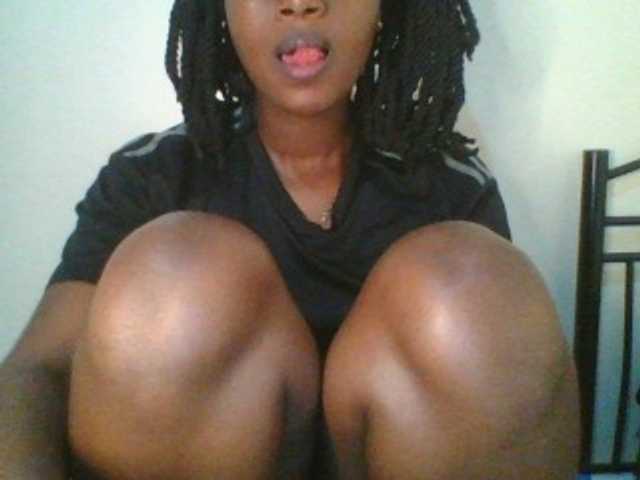 Juicybaby1 live cam on BongaCams