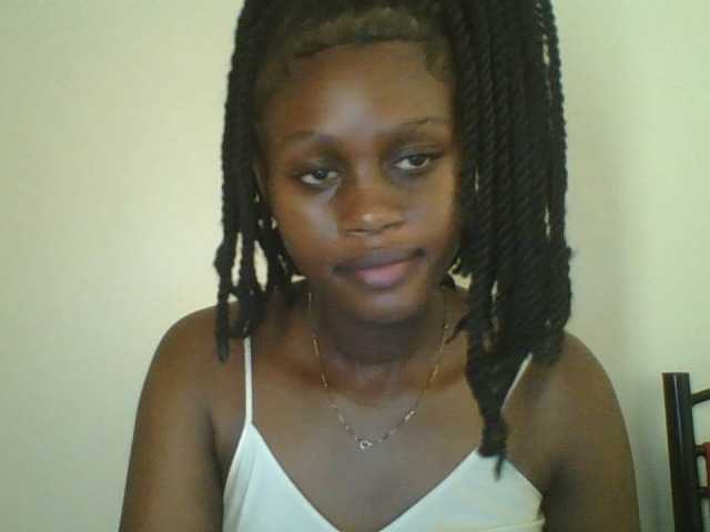 Juicybaby1 live cam on BongaCams