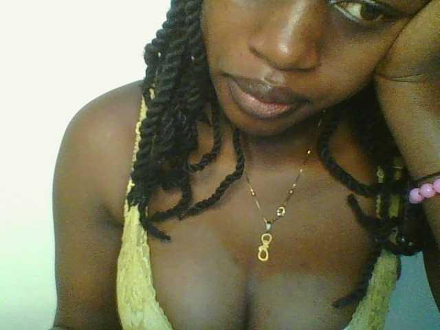 Juicybaby1 live cam on BongaCams