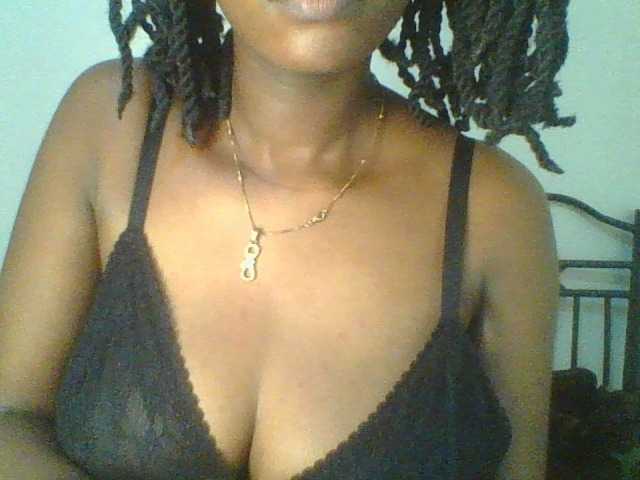 Juicybaby1 live cam on BongaCams