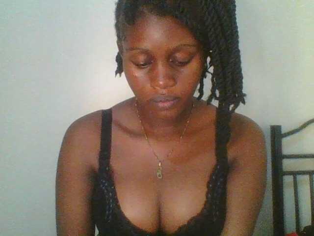 Juicybaby1 live cam on BongaCams