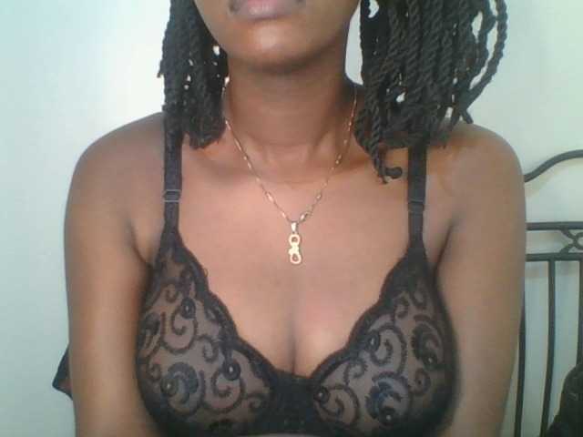 Juicybaby1 live cam on BongaCams