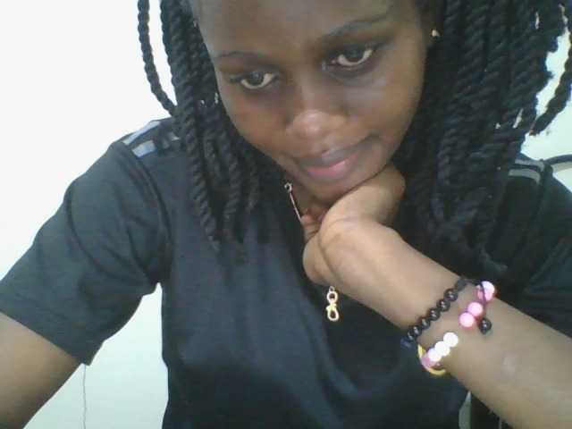 Juicybaby1 live cam on BongaCams
