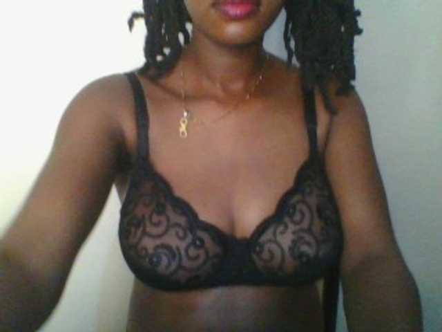 Juicybaby1 live cam on BongaCams
