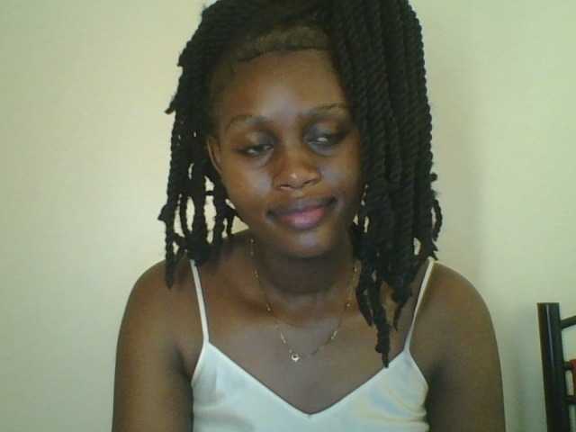 Juicybaby1 live cam on BongaCams