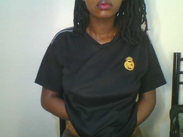 Juicybaby1 live cam on BongaCams
