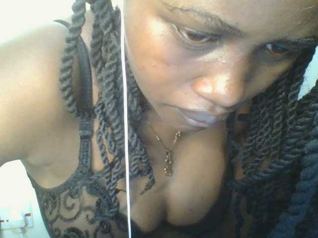 Juicybaby1 live cam on BongaCams