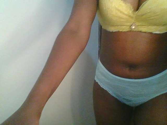 Juicybaby1 live cam on BongaCams