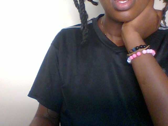 Juicybaby1 live cam on BongaCams
