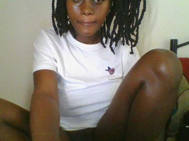 Juicybaby1 live cam on BongaCams