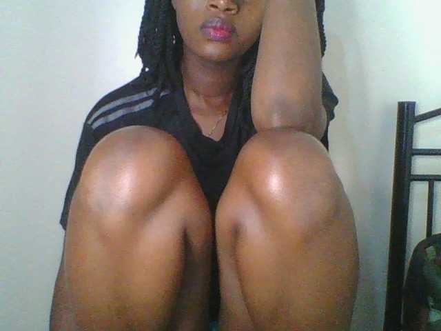 Juicybaby1 live cam on BongaCams