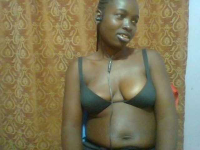 Sexie-ass live cam on BongaCams