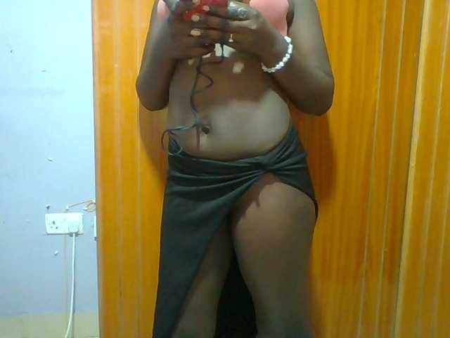 Sexie-ass live cam on BongaCams