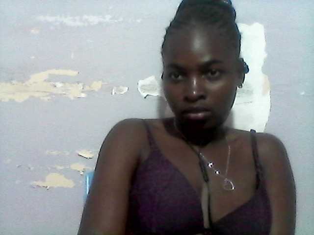 Sexie-ass live cam on BongaCams