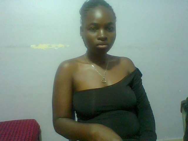 Sexie-ass live cam on BongaCams