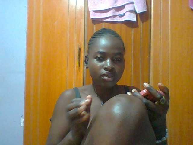 Sexie-ass live cam on BongaCams