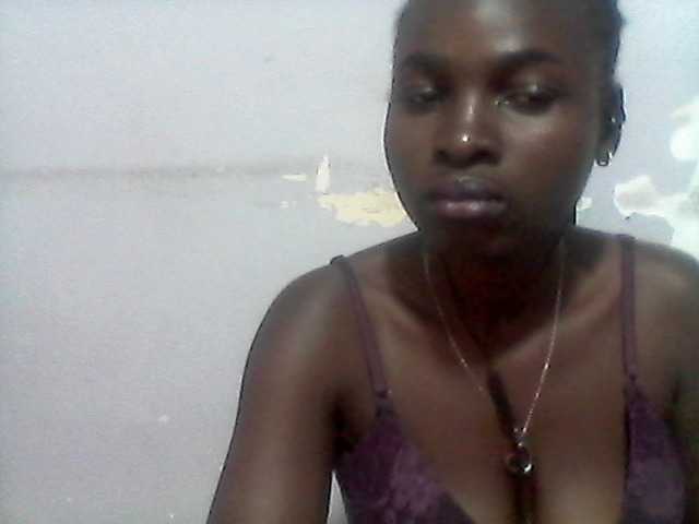 Sexie-ass live cam on BongaCams