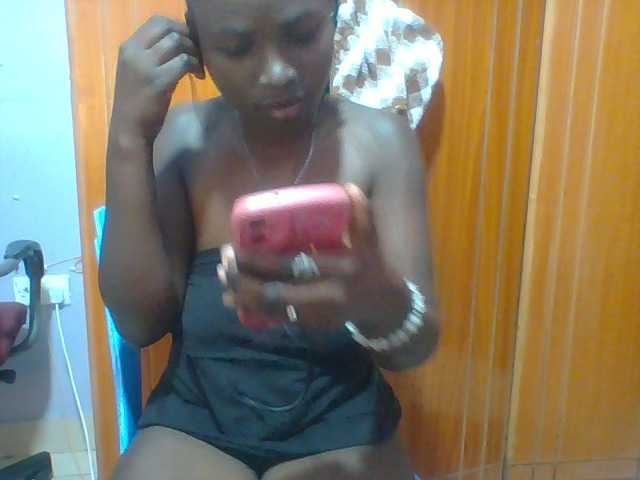 Sexie-ass live cam on BongaCams