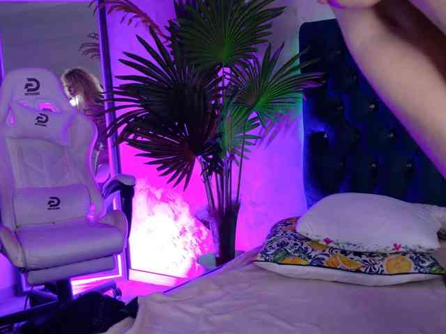 GoldenGoddess44