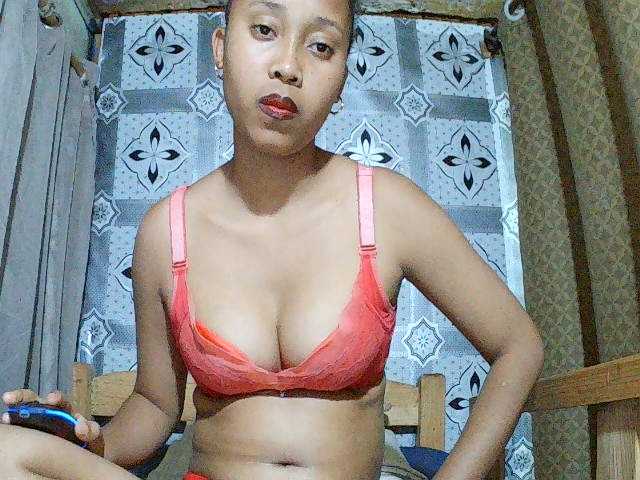 Mariah-008 webcam