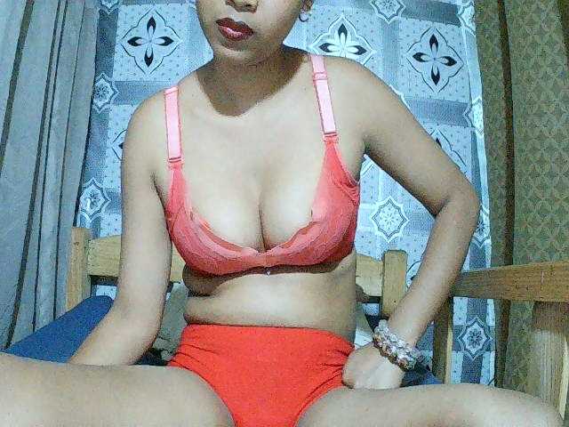 Mariah-008 webcam