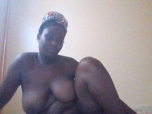 Sexybiaca-10 live cam preview