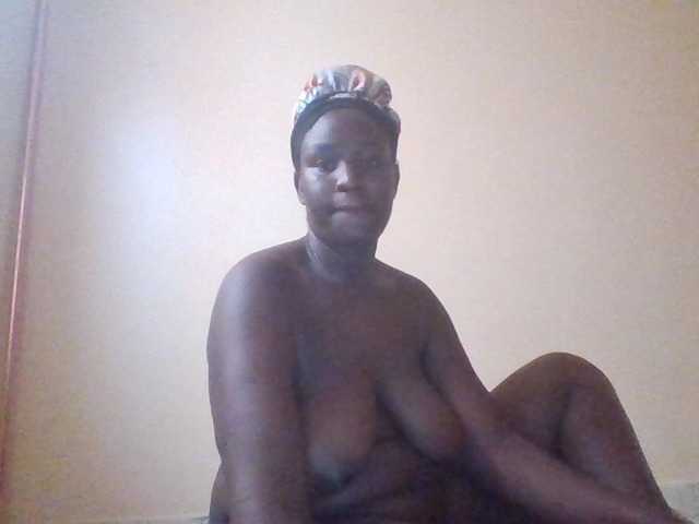 Sexybiaca-10 live cam preview