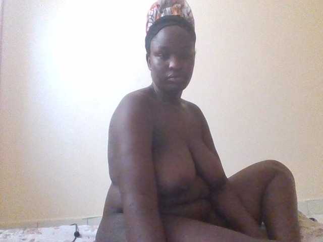 Sexybiaca-10 live cam preview