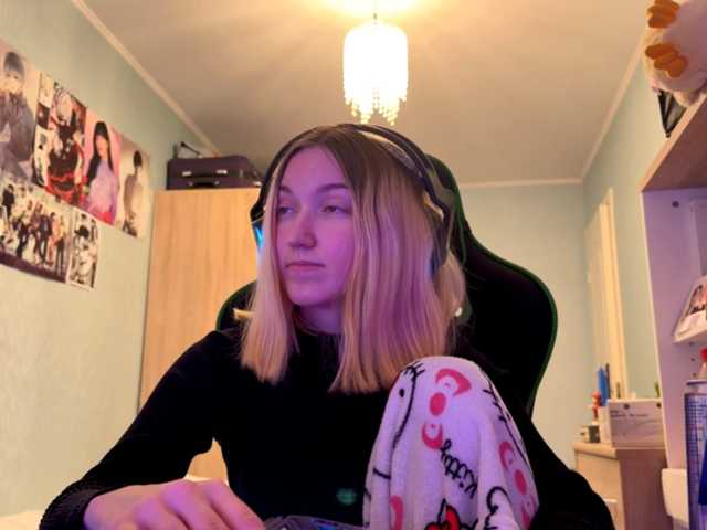 PameliaVair webcam bongacams model stream image