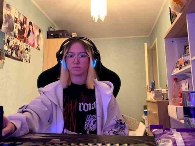 PameliaVair webcam