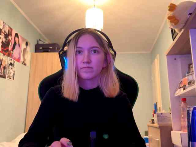 PameliaVair webcam