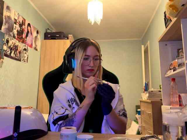 PameliaVair webcam