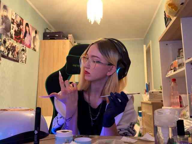 PameliaVair webcam
