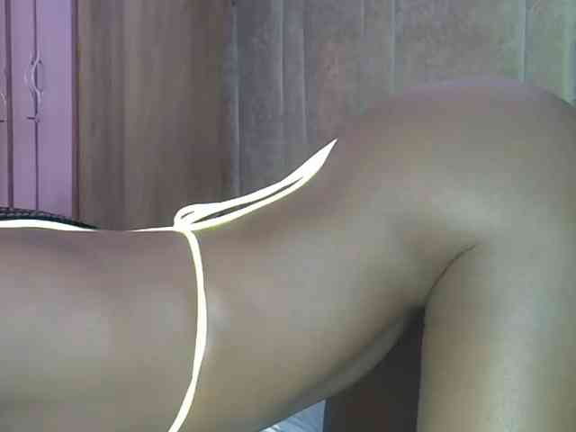 SexySlimEbony
