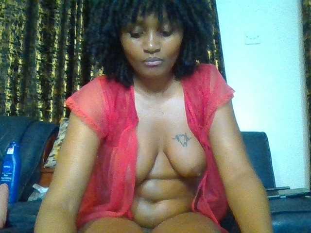 Kalani10 live cam on BongaCams