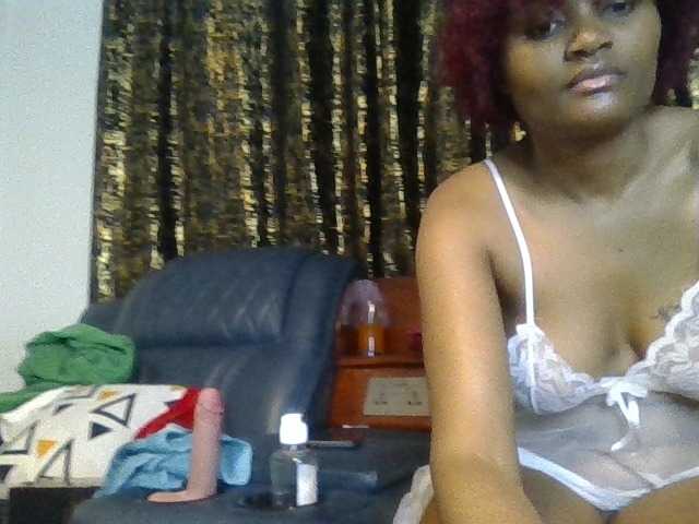 Kalani10 live cam on BongaCams