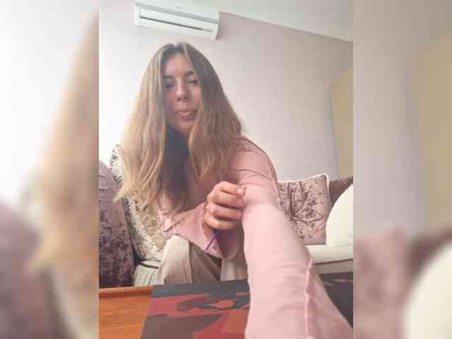 Alisa00kiss webcam