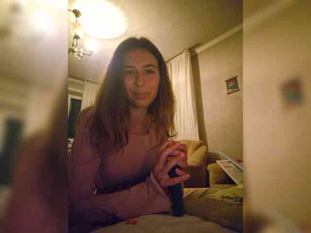 Alisa00kiss webcam