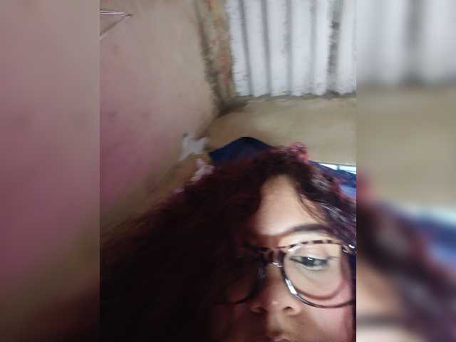Kitty-28 live cam