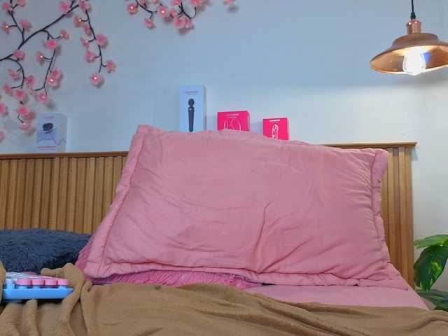 selenanoir1 live cam on BongaCams