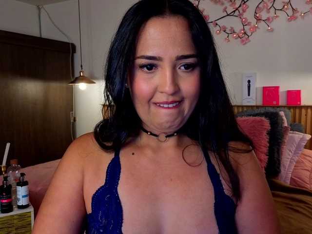 selenanoir1 live cam preview