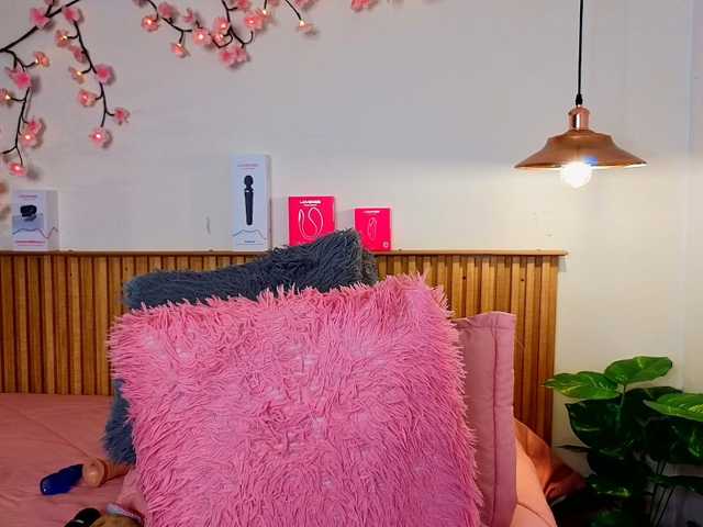 selenanoir1 live cam preview